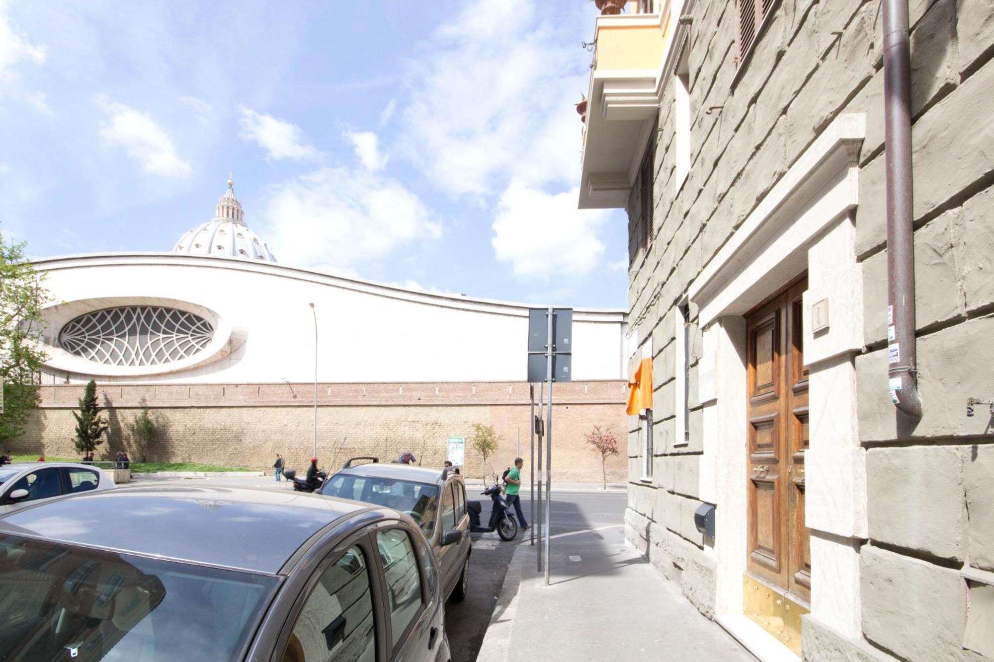 Lunaria Suites Rome Vaticano Экстерьер фото